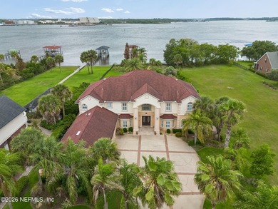 Tucked behind a palm lined entrance in the exclusive Rive St - photo 12