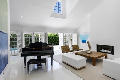 Sophisticated and Serene Palm Beach livingpletely rebuilt in - photo 12