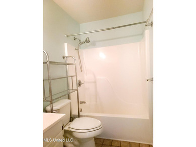 PRIME COMMERCIAL PROPERTY IN A FANTASTIC LOCATION! This - photo 17