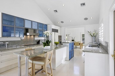 Sophisticated and Serene Palm Beach livingpletely rebuilt in - photo 18
