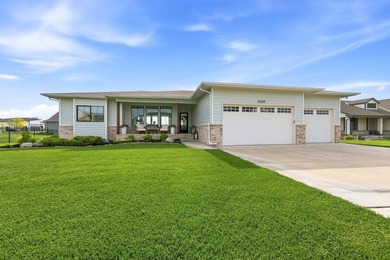 This stunning 5-bedroom, 3-bathroom home offers the perfect - photo 1