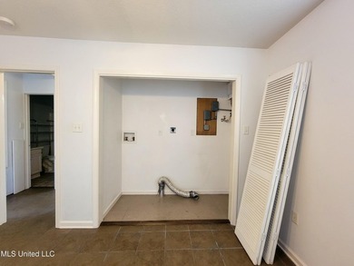 PRIME COMMERCIAL PROPERTY IN A FANTASTIC LOCATION! This - photo 22