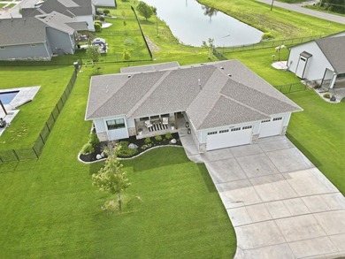This stunning 5-bedroom, 3-bathroom home offers the perfect - photo 2
