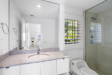 Sophisticated and Serene Palm Beach livingpletely rebuilt in - photo 27