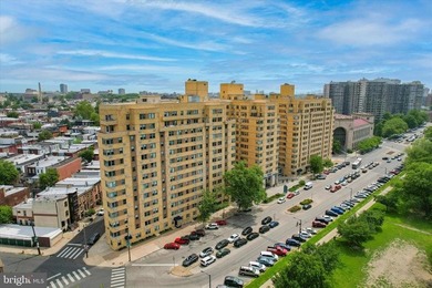 DEEDED GARAGE PARKING IS AVAILABLE FOR AN ADDITIONAL $50,000 - photo 29
