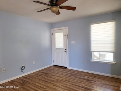 PRIME COMMERCIAL PROPERTY IN A FANTASTIC LOCATION! This - photo 30