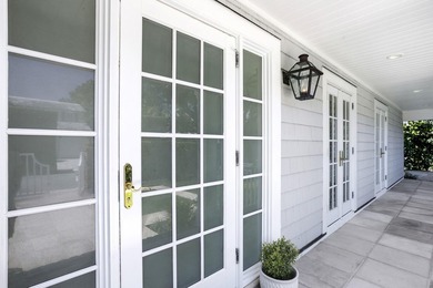 Sophisticated and Serene Palm Beach livingpletely rebuilt in - photo 38