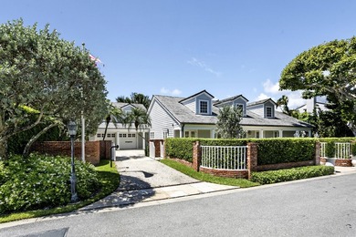 Sophisticated and Serene Palm Beach livingpletely rebuilt in - photo 43