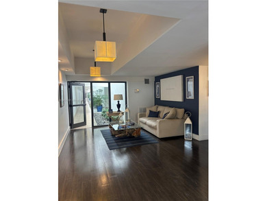 One of kind spacious 1 bedroom direct oceanfront condominium