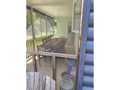 Well maintained move in ready original cabin in the desirable - photo 15