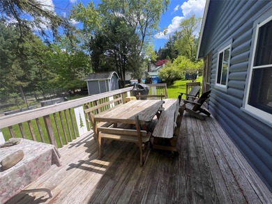 Well maintained move in ready original cabin in the desirable - photo 20