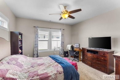 Enjoy the ease of low-maintenance living without sacrificing - photo 21