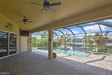 Come take a look at this HUGE GULF ACCESS POOL HOME of 3374sq/f - photo 22