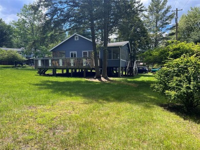 Well maintained move in ready original cabin in the desirable - photo 24