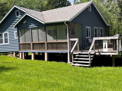 Well maintained move in ready original cabin in the desirable - photo 28