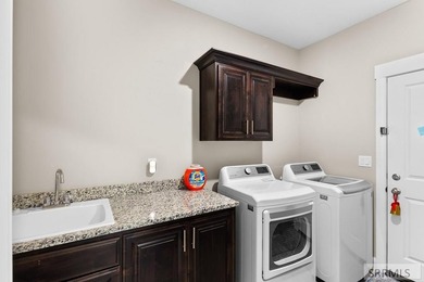 Enjoy the ease of low-maintenance living without sacrificing - photo 28