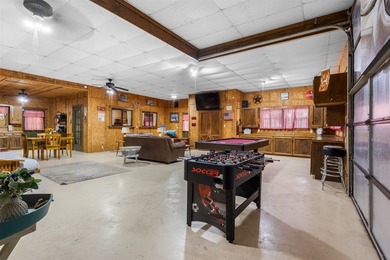 Turn-key vacation rental property located just minutes from Lake - photo 29