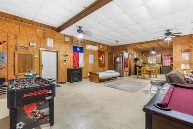 Turn-key vacation rental property located just minutes from Lake - photo 30