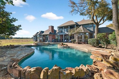 ESTATE with STRATEGIC FLEXIBILITY awaits in the heart of North - photo 32