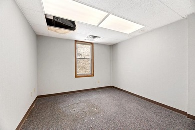 Prime investment opportunity in the heart of historic downtown - photo 33