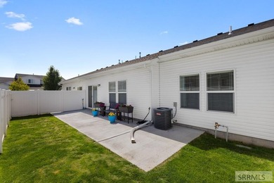 Enjoy the ease of low-maintenance living without sacrificing - photo 33