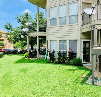 Lake Condo For Sale in Pottsboro, Texas