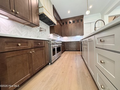 Stunning 4,052 Sf 2-story home with exceptional features inside - photo 11