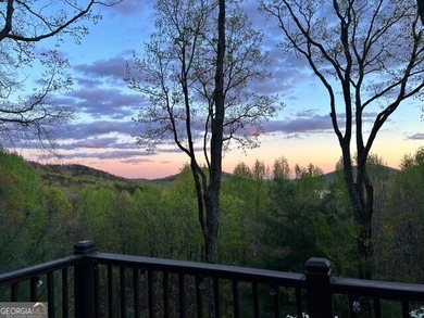 Welcome to your mountain sanctuary in the prestigious community - photo 3