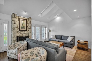 Welcome to StoneGate Manor Town Home #4. This beautiful and - photo 13