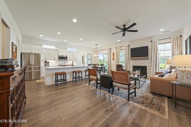 Step inside this beautifully updated ranch, built just two years - photo 14