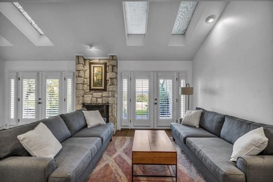 Welcome to StoneGate Manor Town Home #4. This beautiful and - photo 15
