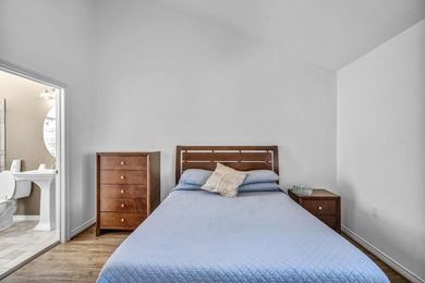 Welcome to StoneGate Manor Town Home #4. This beautiful and - photo 18