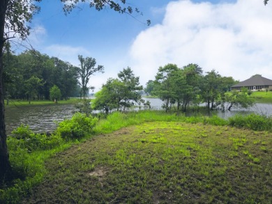 Great Pond view acre lot - Lake Lot For Sale in Corsicana, Texas