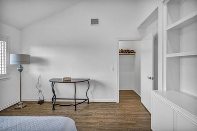 Welcome to StoneGate Manor Town Home #4. This beautiful and - photo 20