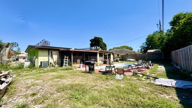 4BEDROOM, 3BATH, Single Family, POOL Home on .17 ACRES in Cocoa - photo 20