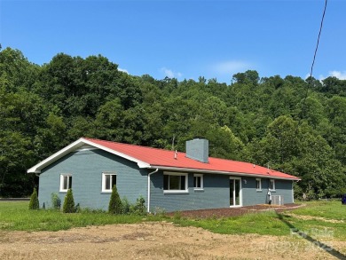 Price Reduced Plus seller is offering a 1-year home warranty!!!