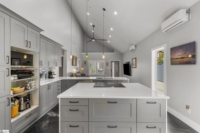 Stunning Custom-Built Home Just Minutes from Clemson University! - photo 28