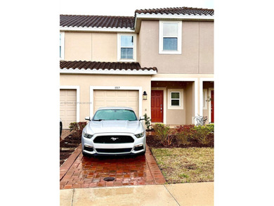 Lake Tohopekaliga Townhome/Townhouse For Sale in Kissimmee Florida