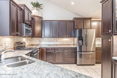 Tucked within the private, gated community of Mid South Club - photo 8