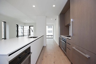IDEAL FOR 1031 exchange. Current tenant in place until MAY 2027 - photo 3