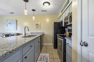 BEAUTIFULLY FURNISHED GROUND FLOOR UNIT- THIS 1 BEDROOM 1 BATH - photo 15