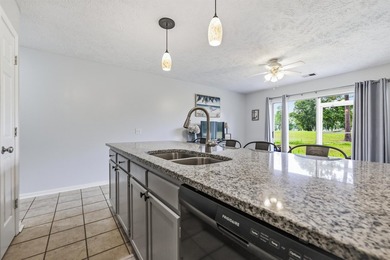 BEAUTIFULLY FURNISHED GROUND FLOOR UNIT- THIS 1 BEDROOM 1 BATH - photo 16