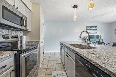 BEAUTIFULLY FURNISHED GROUND FLOOR UNIT- THIS 1 BEDROOM 1 BATH - photo 18