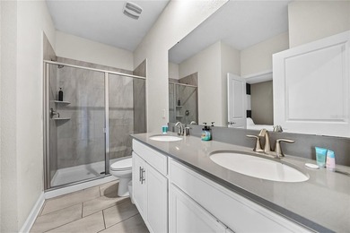 Spectacular 8-bedroom (plus 1 bonus room), 5-bath TURNKEY FULLY - photo 18