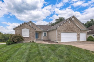 Lake Home Sale Pending in Lake Winnebago, Missouri