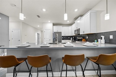Spectacular 8-bedroom (plus 1 bonus room), 5-bath TURNKEY FULLY - photo 24