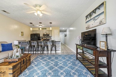BEAUTIFULLY FURNISHED GROUND FLOOR UNIT- THIS 1 BEDROOM 1 BATH - photo 25