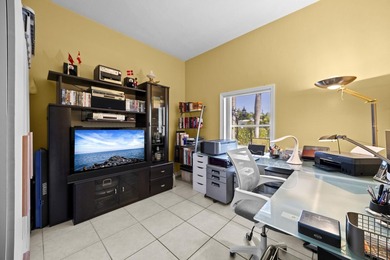 Beautiful 3BR/2BA CBS home with NO HOA-perfect as a primary - photo 34