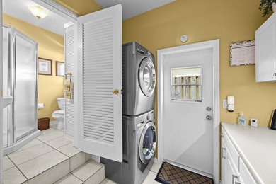 Beautiful 3BR/2BA CBS home with NO HOA-perfect as a primary - photo 37