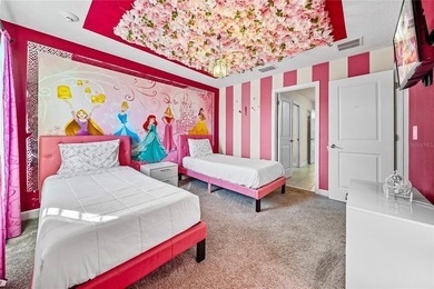 Spectacular 8-bedroom (plus 1 bonus room), 5-bath TURNKEY FULLY - photo 44